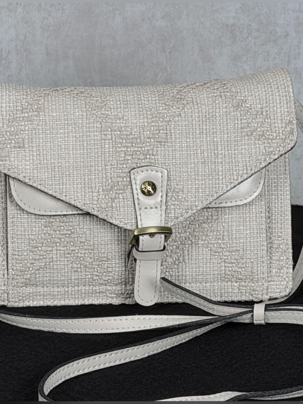 Patricia Nash Avellino Crossbody Organizer Wallet Bag Boucle Tweed Grey Leather